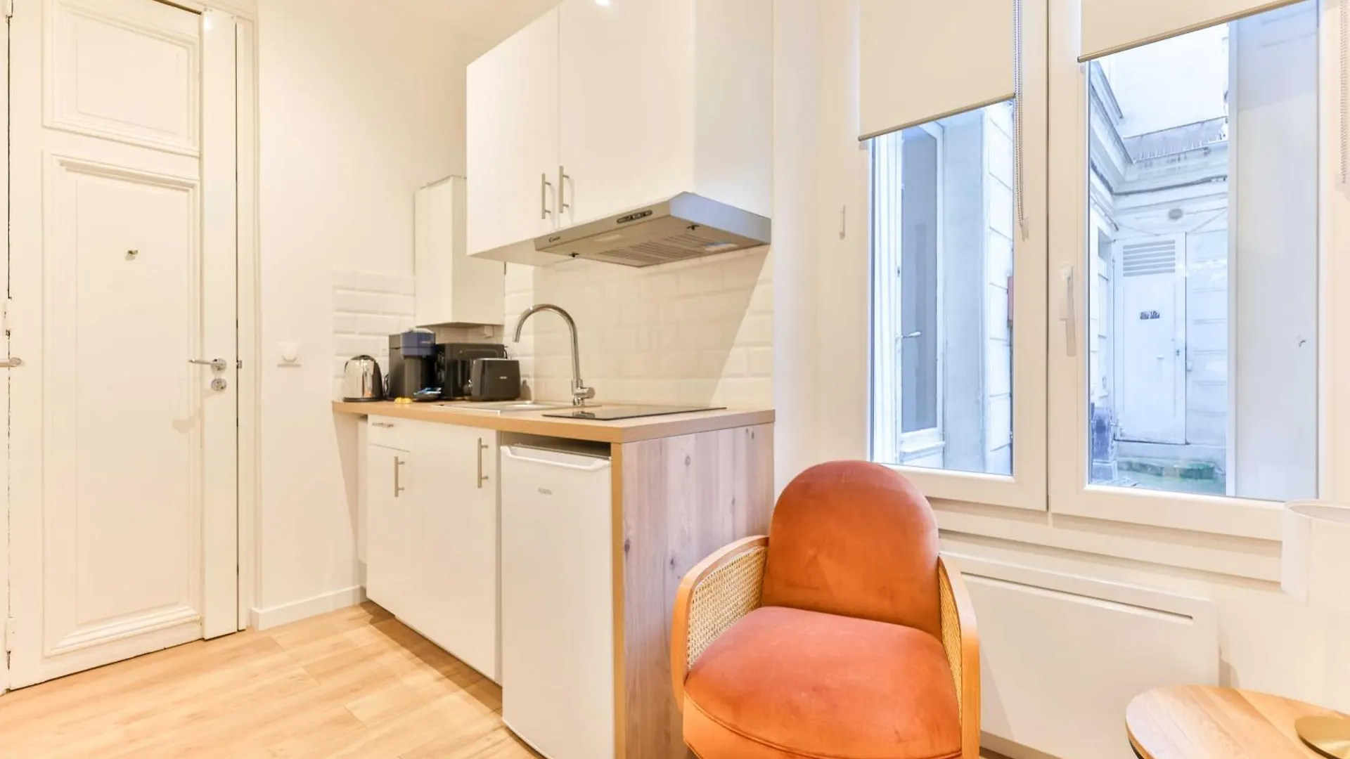 Cozy Studio In The Heart Of The 9Th Arrondissement Paris 0*,  Frankrig