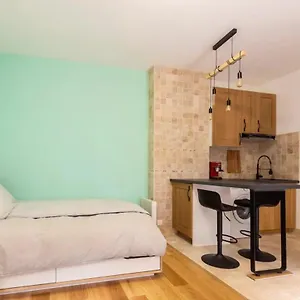Apartamento Cosy Full Heart Of, París